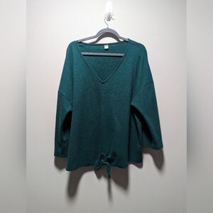 Old Navy green top